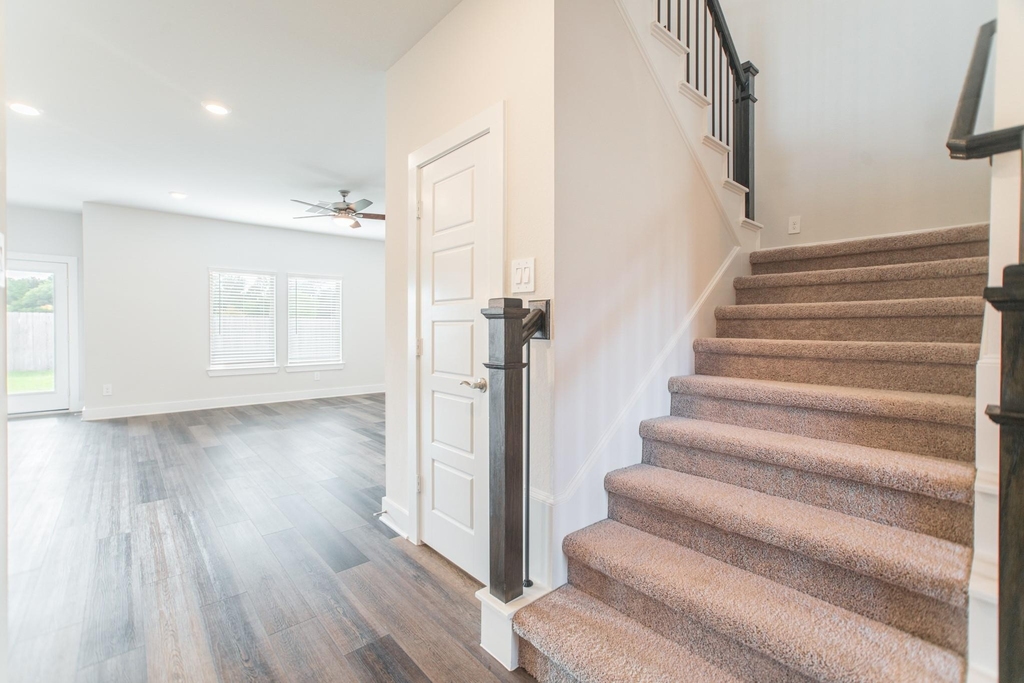 10313 South Goshawk Trail - Photo 4