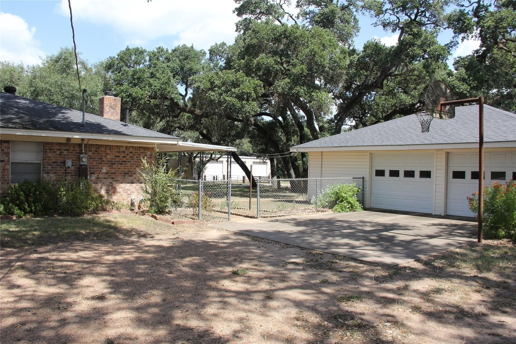 2160 Farm To Market Road 949 - Photo 12