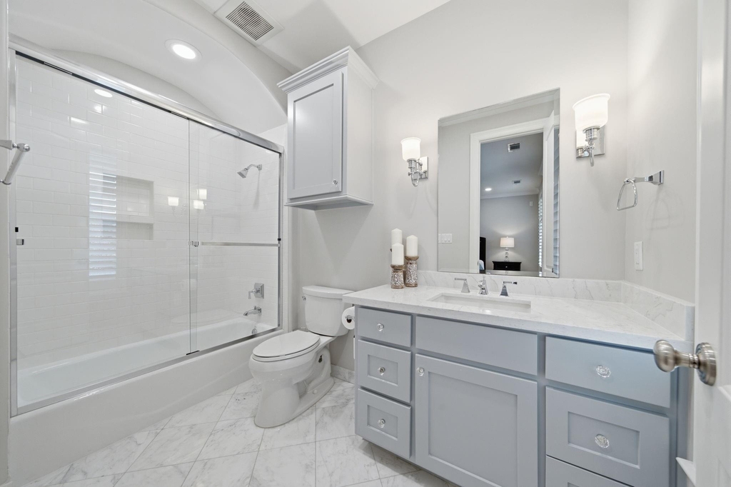 315 E 24th Street - Photo 23