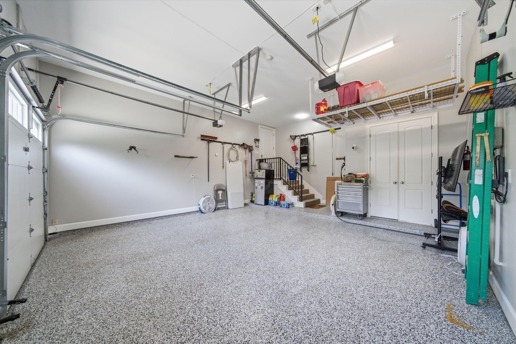 315 E 24th Street - Photo 32