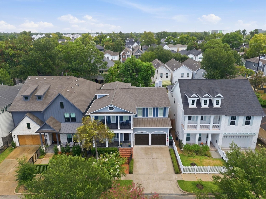 315 E 24th Street - Photo 43