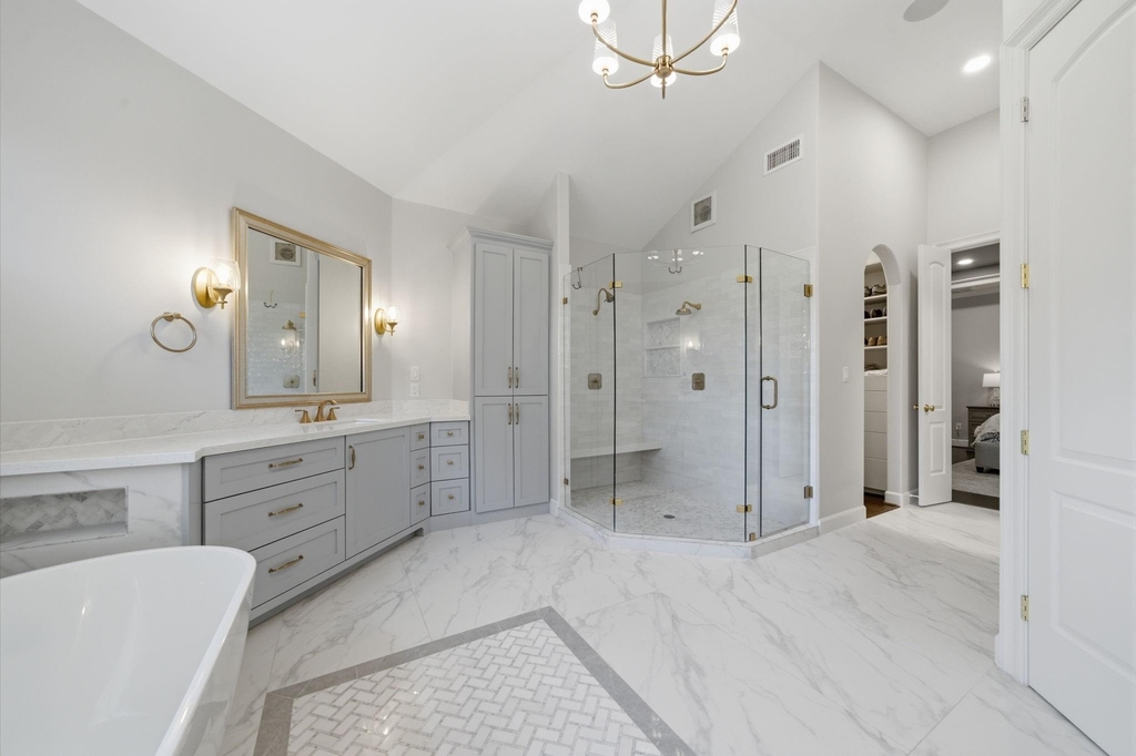 315 E 24th Street - Photo 27