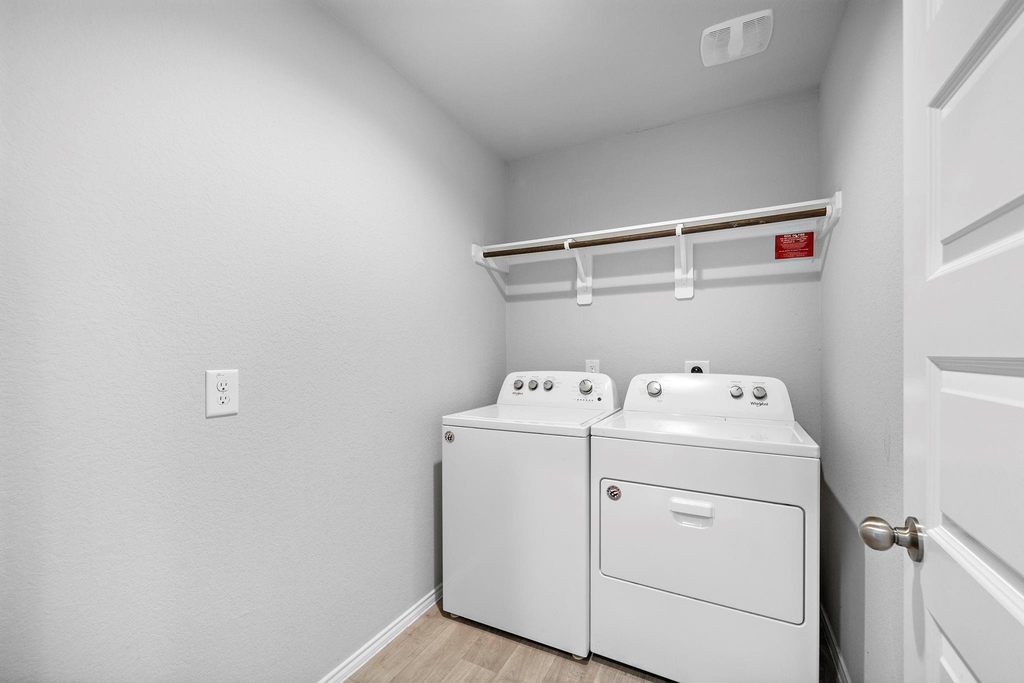 1610 Chase Anchor Court - Photo 13