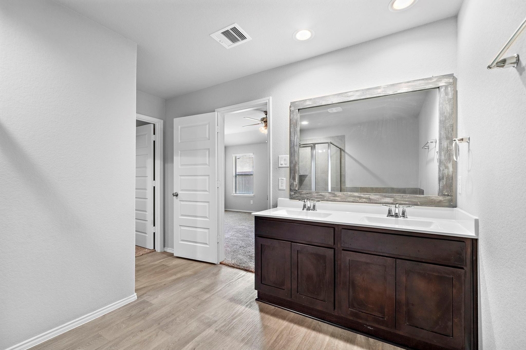 1610 Chase Anchor Court - Photo 16