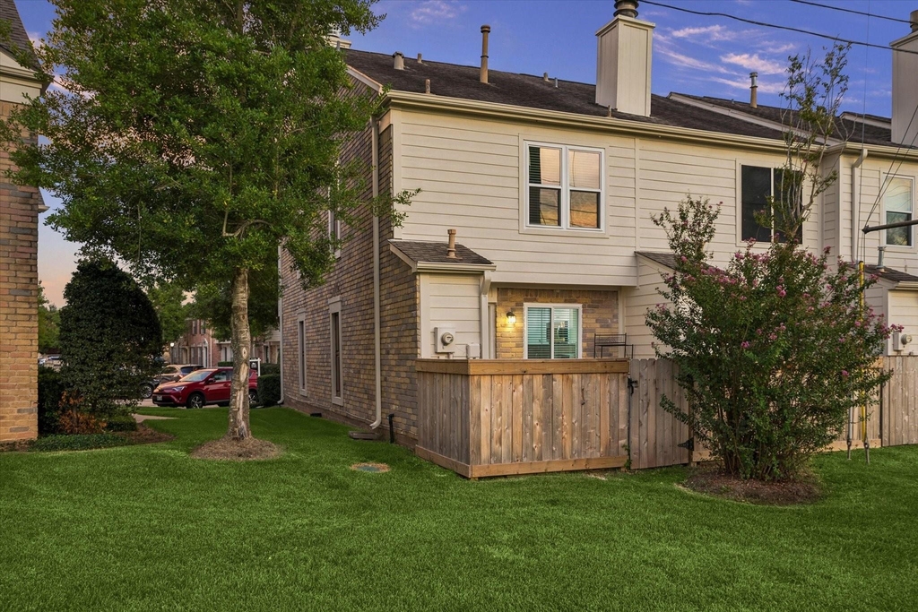 2808 Grants Lake Boulevard - Photo 15