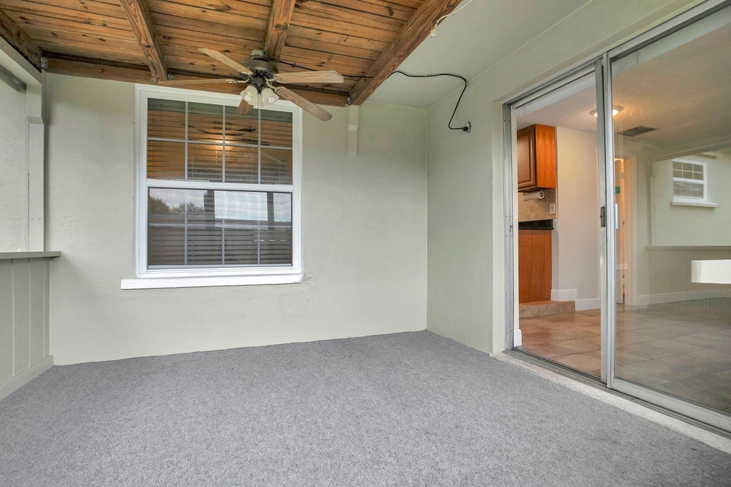 557 Buckingham Avenue - Photo 20