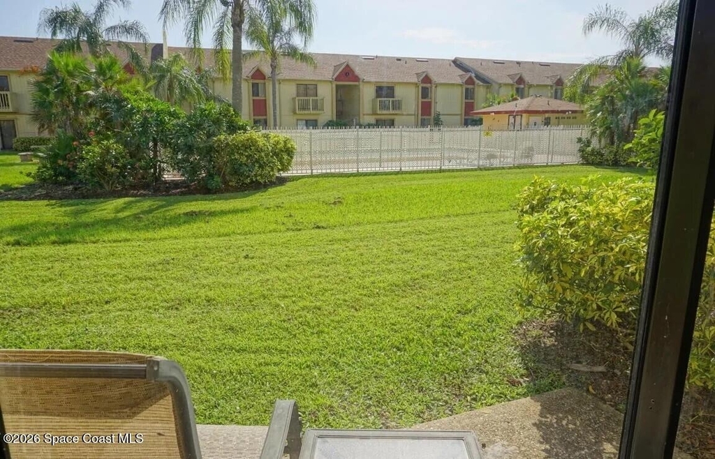2130 Forest Knoll Drive Ne - Photo 11
