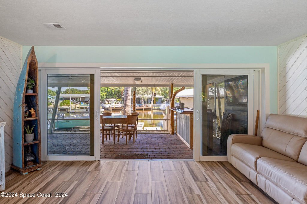 403 N Neptune Drive - Photo 7