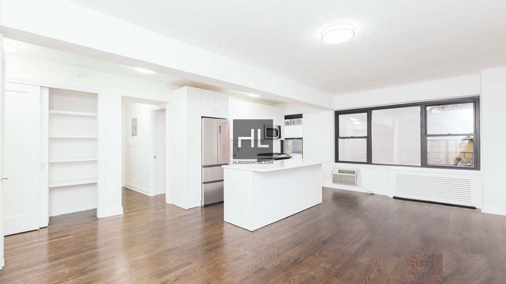 East 57 Street - Photo 1