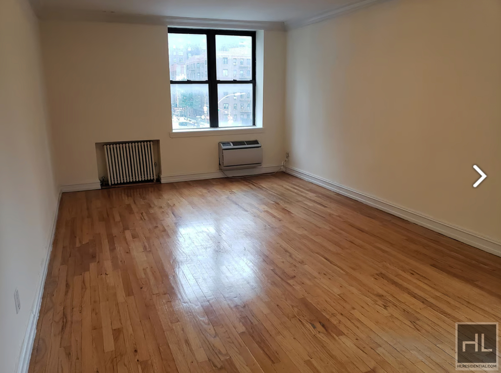 East 36th Street - Photo 0