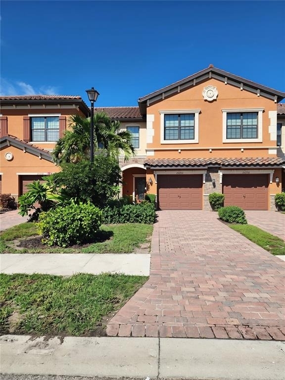 20252 Lagente Circle - Photo 0