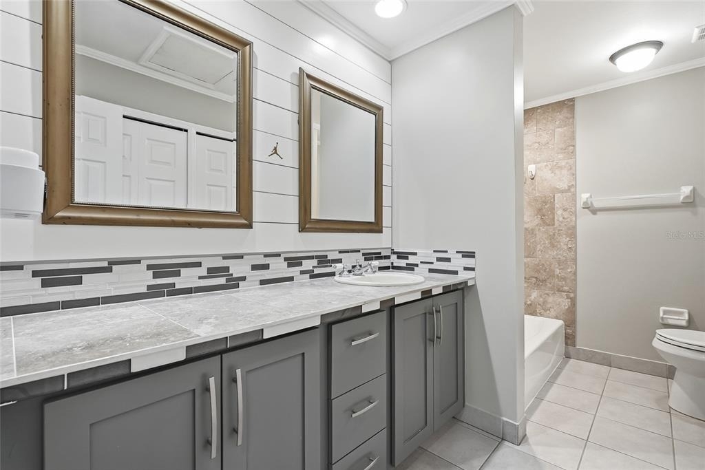 11729 Wesson Circle E - Photo 18