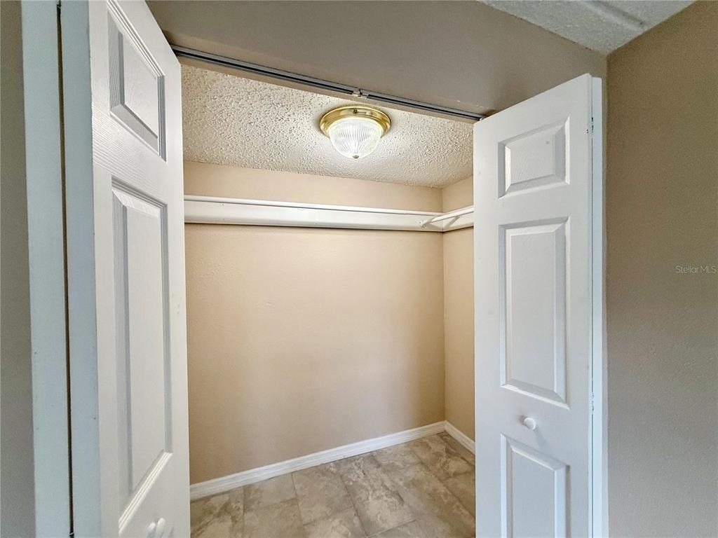 11700 Park Boulevard - Photo 11