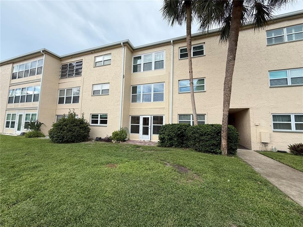 11700 Park Boulevard - Photo 8