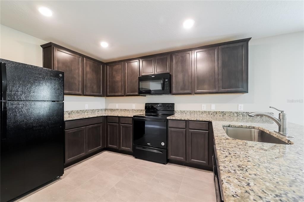 1571 Swan Lake Circle - Photo 3