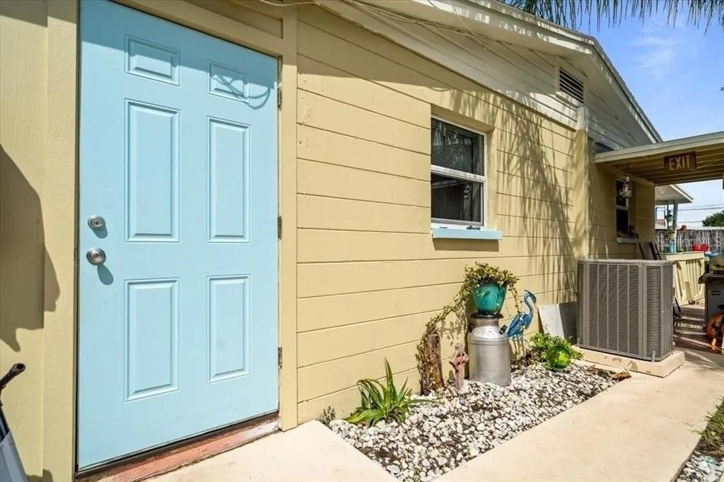10426 Valencia Road - Photo 18