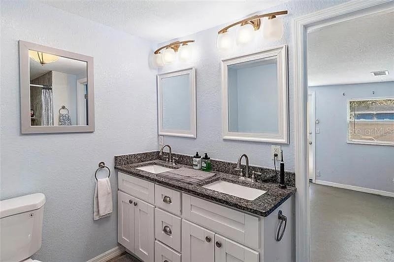 10426 Valencia Road - Photo 11