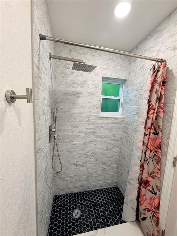 1557 Robinson Drive N - Photo 21