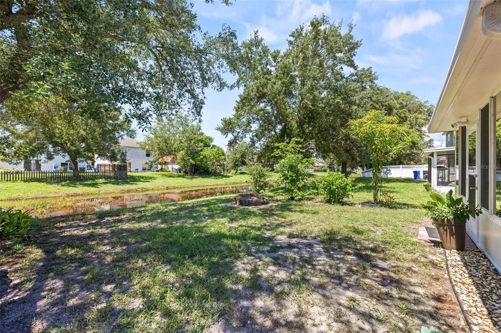 1012 Brenton Leaf Drive - Photo 29