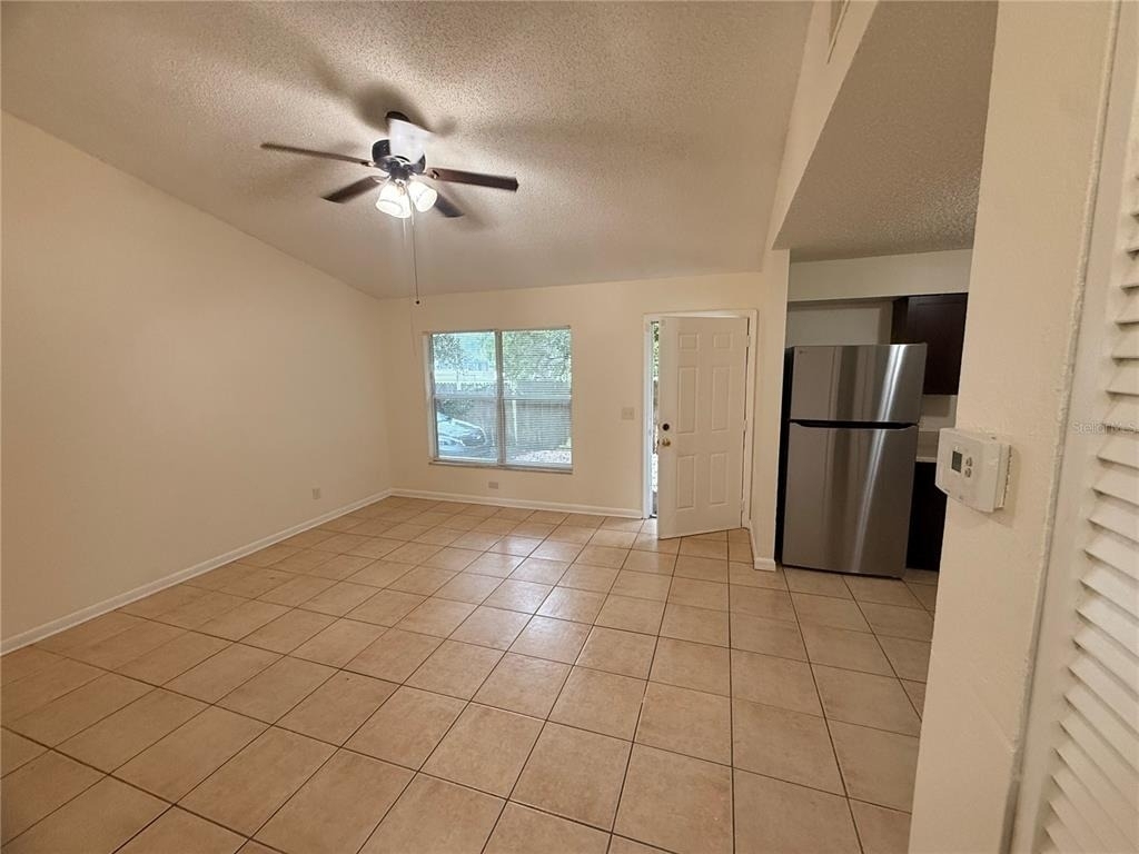 9406 N Hartts Drive - Photo 7