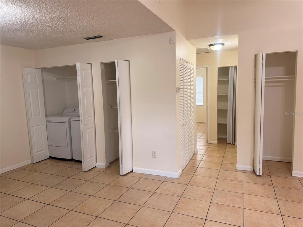 9406 N Hartts Drive - Photo 8