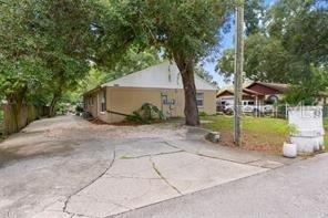 9406 N Hartts Drive - Photo 6