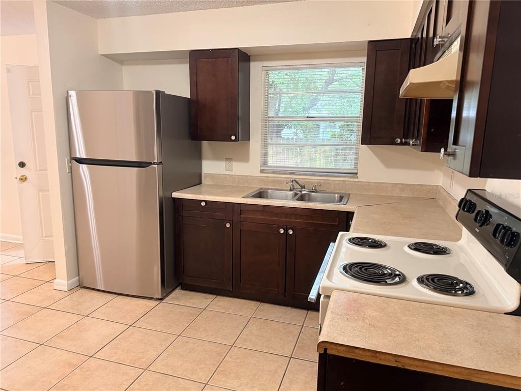 9406 N Hartts Drive - Photo 10