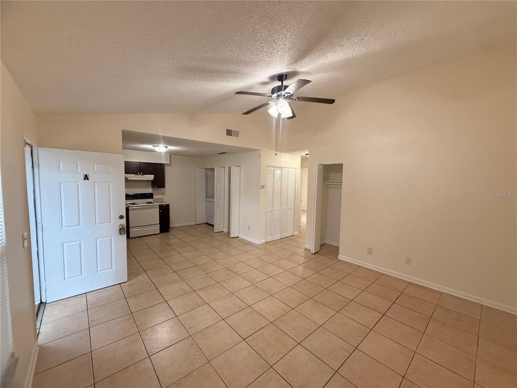 9406 N Hartts Drive - Photo 5