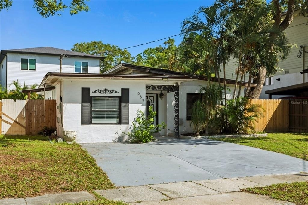 687 Geneva Place - Photo 1