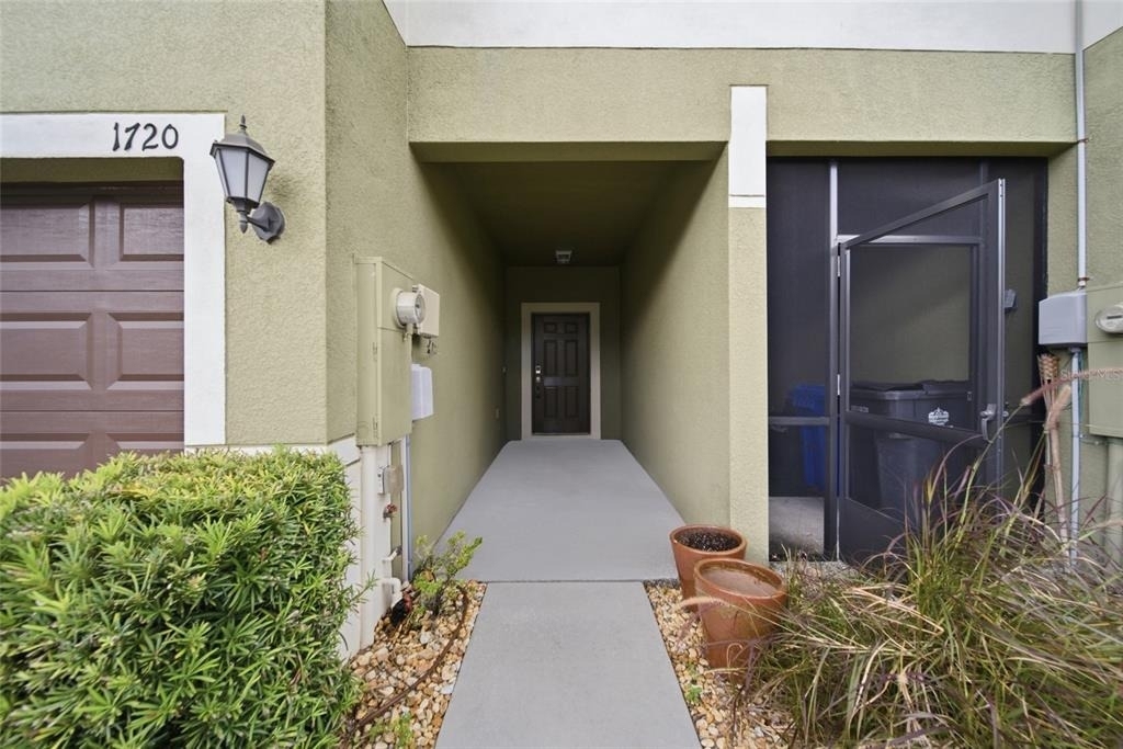 1720 Ivory Goose Place - Photo 2