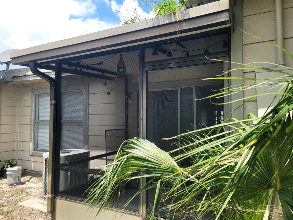 3254 Chesswood Avenue - Photo 13
