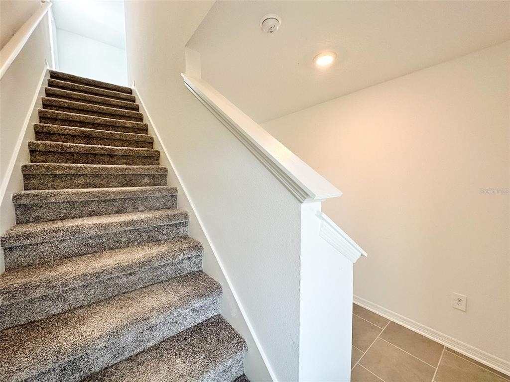676 Grove Street - Photo 8
