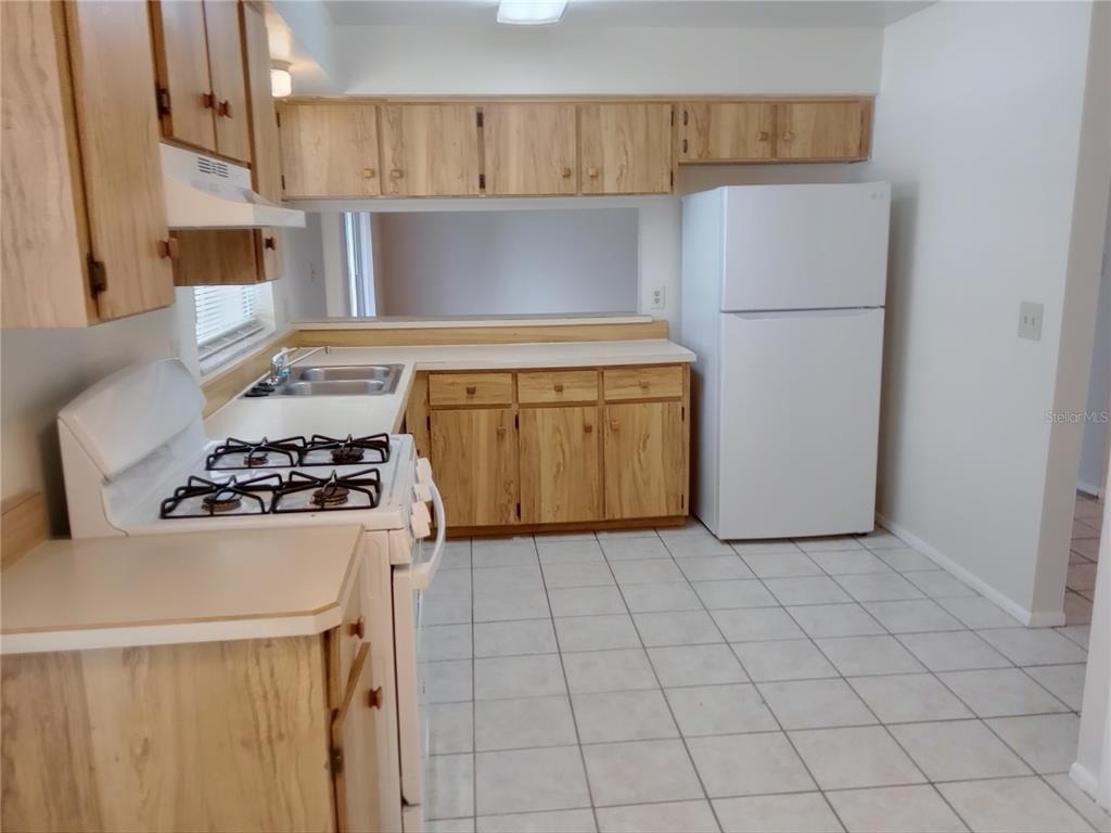 2655 Sumba Avenue - Photo 2