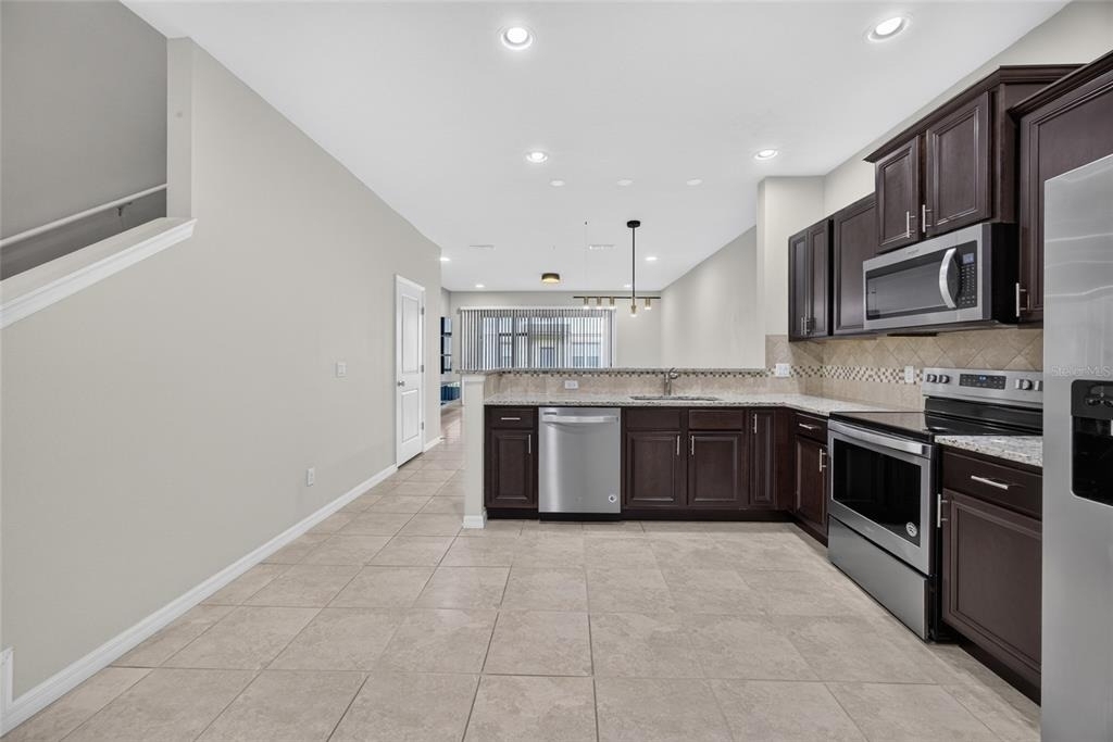 3004 Alessa Loop - Photo 6
