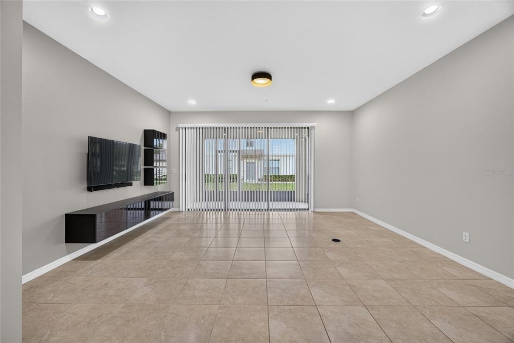 3004 Alessa Loop - Photo 7