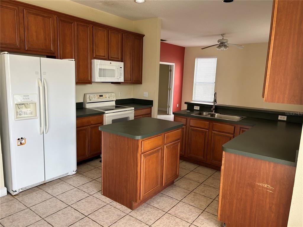 6720 Imperial Oak Lane - Photo 4
