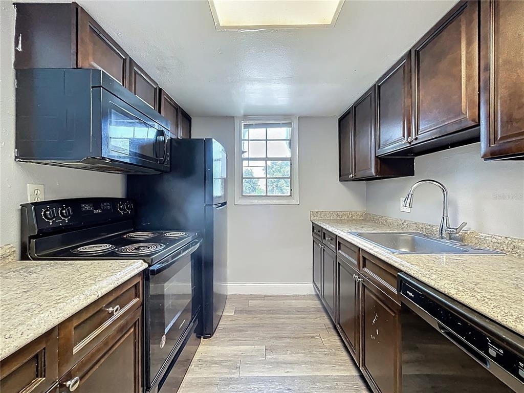 2765 L B Mcleod Road - Photo 7