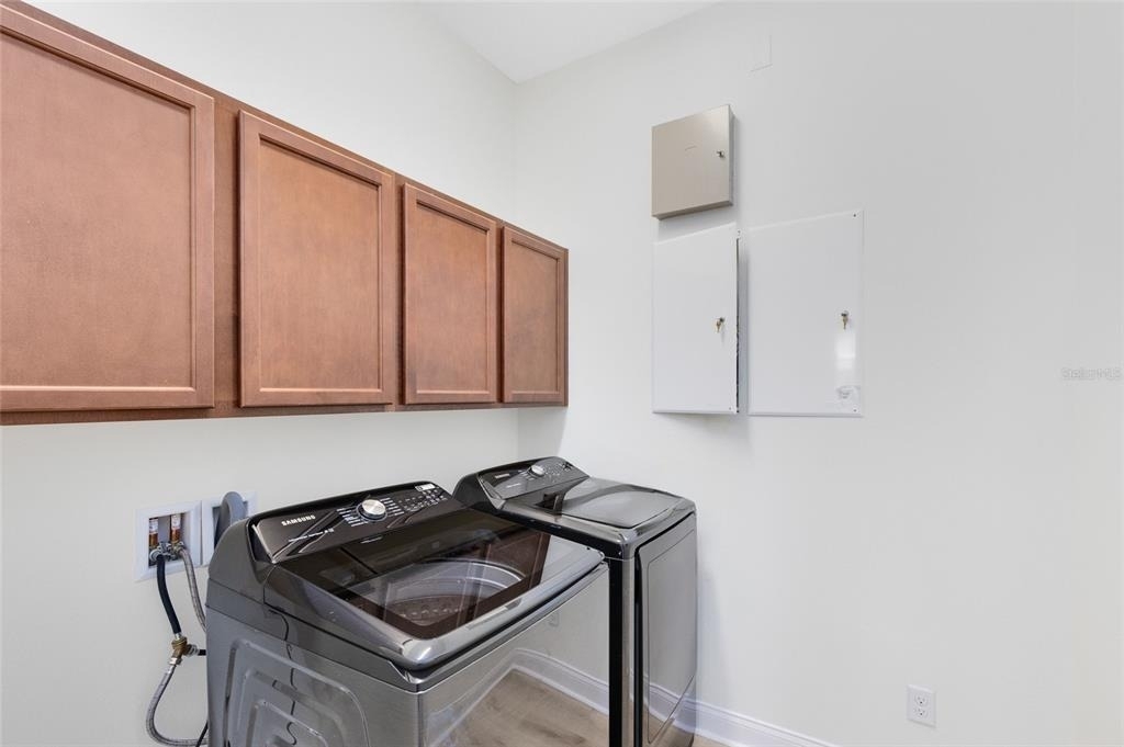 8408 Laureate Boulevard - Photo 25