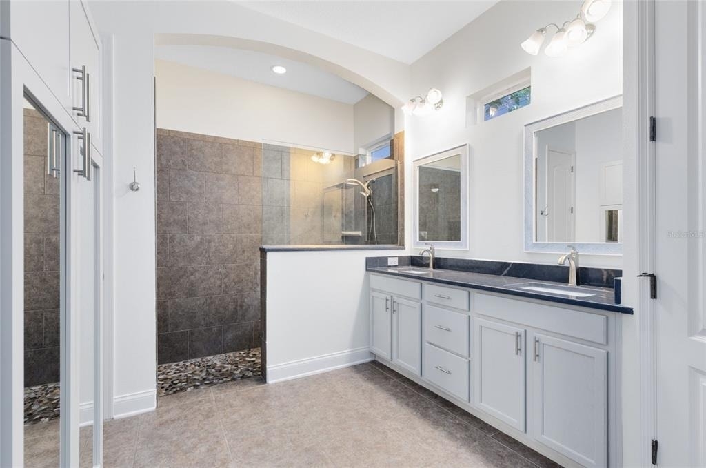 8408 Laureate Boulevard - Photo 17
