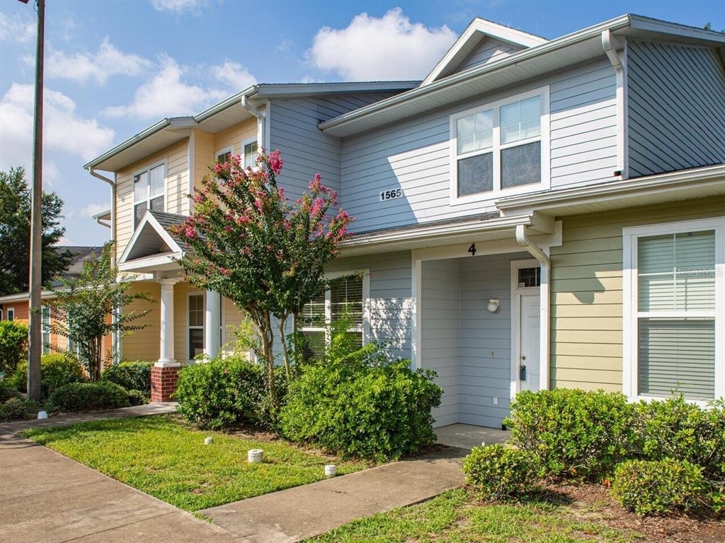 1565 Nw 29th Road - Photo 2