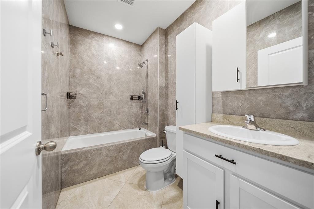 5120 Vecchio Court - Photo 16