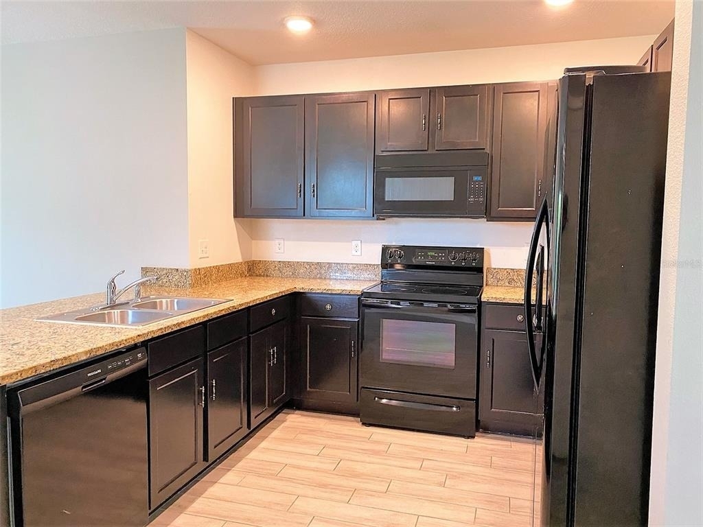 5231 San Palermo Drive - Photo 3
