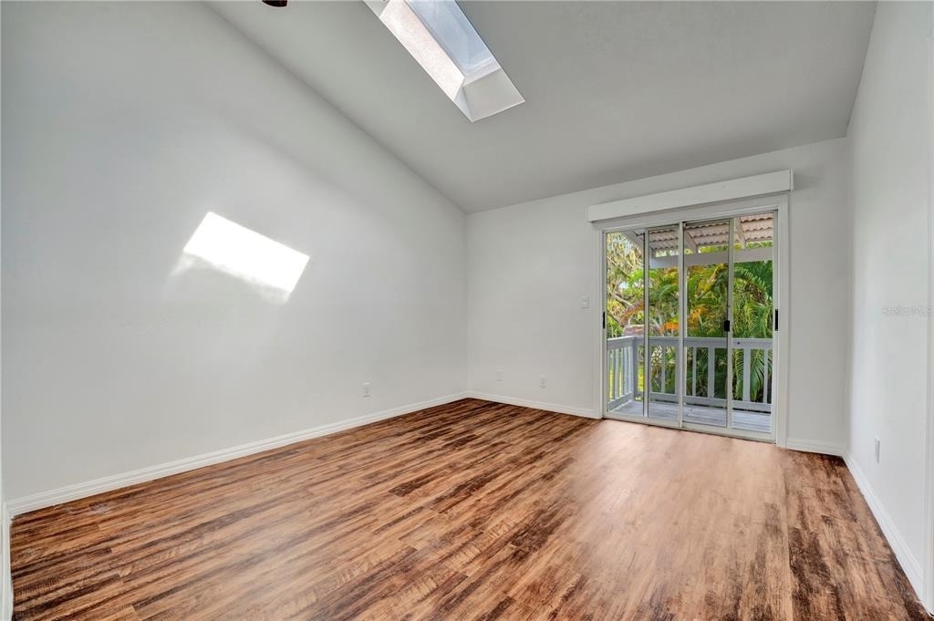 631 Harbor Avenue - Photo 25