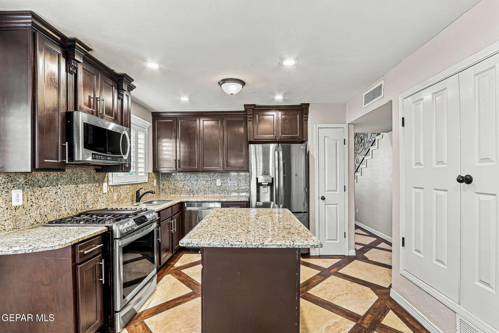3157 Royal Jewel Street - Photo 9