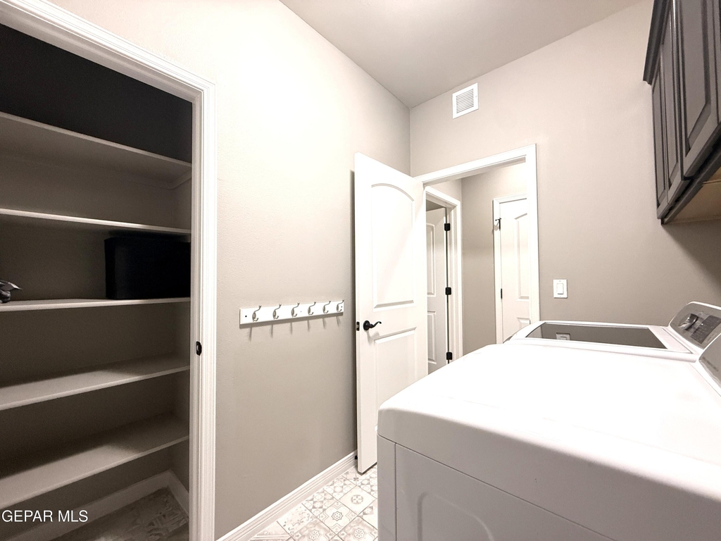 12125 Chapel Hill Road - Photo 34