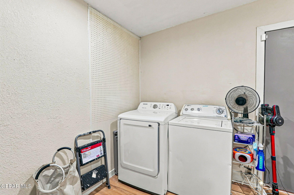 10532 Goodman Street - Photo 13