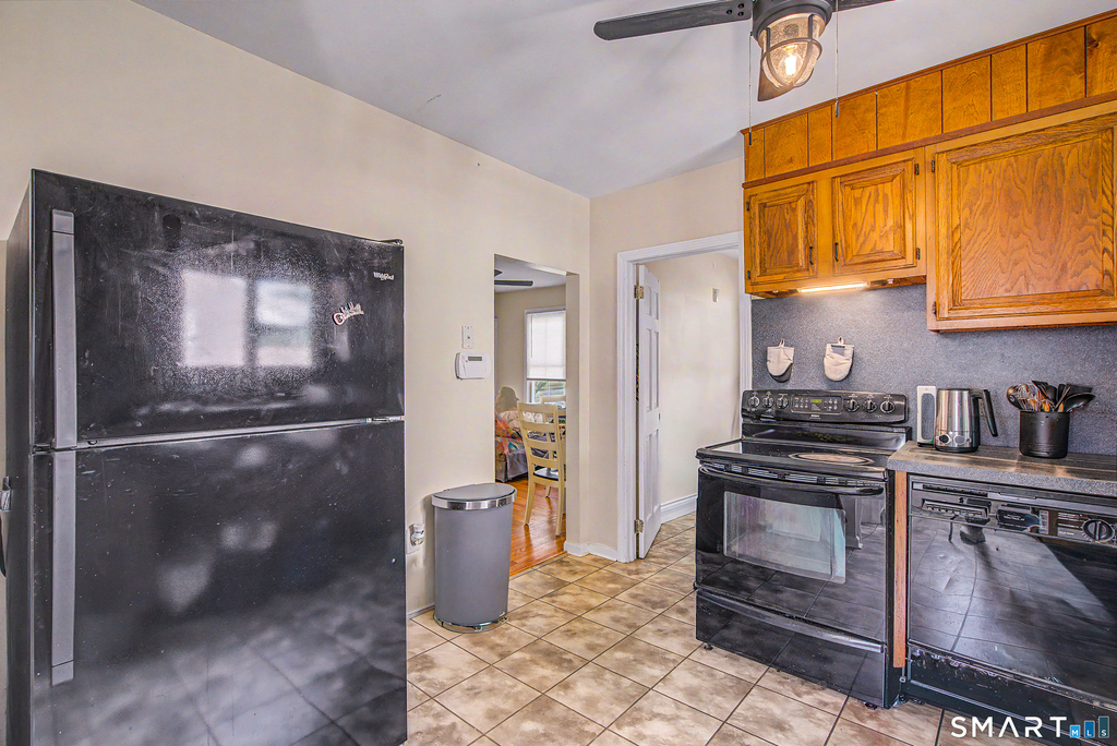 185 Walnut Street - Photo 16