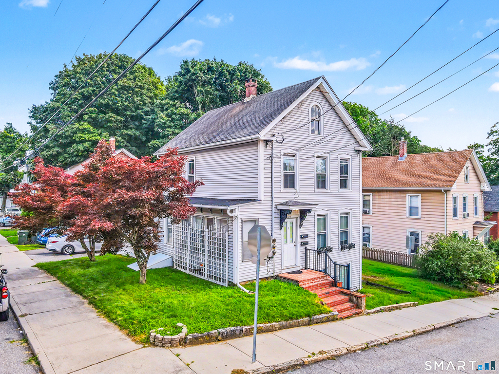 185 Walnut Street - Photo 0