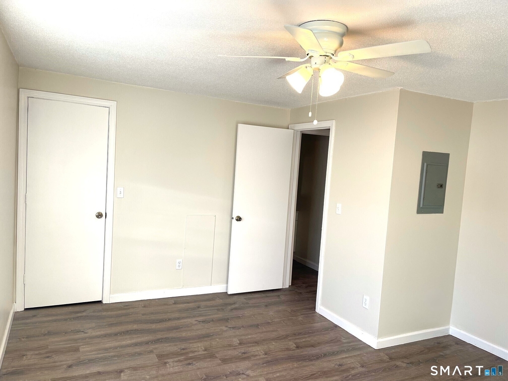 543 Main Street - Photo 7