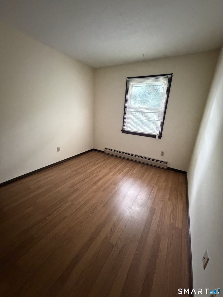 90 Burton Street - Photo 10